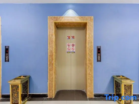 Aijia Hotel