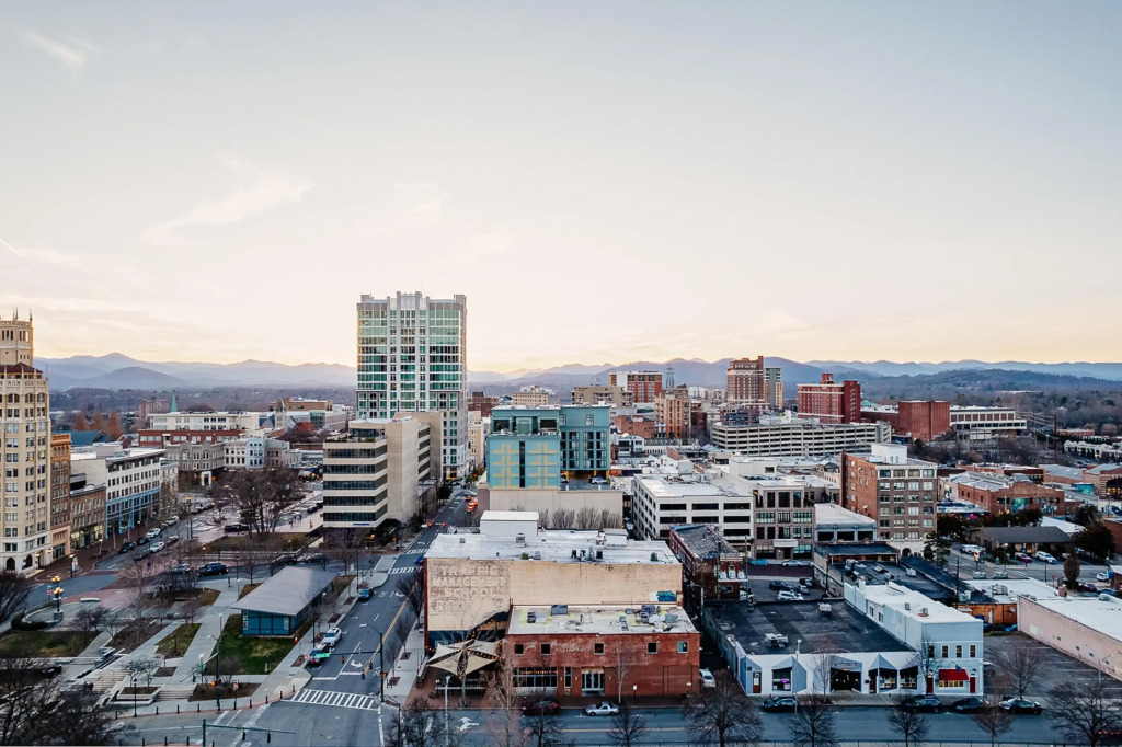 The Daily Condo 201 , Asheville