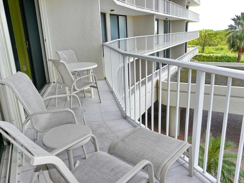 Beachfront Condo in Resort-style Community With Pool