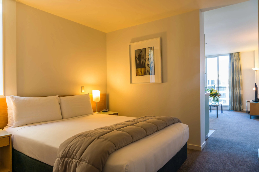 Astelia Apartment Hotel