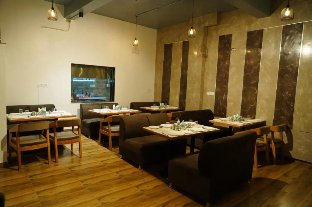 Hotel JSR Residency By AKC Hotels