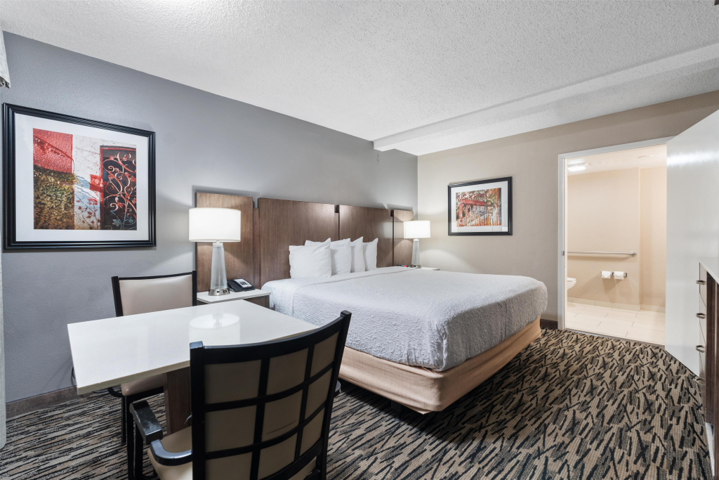 Best Western Los Alamitos Inn & Suites