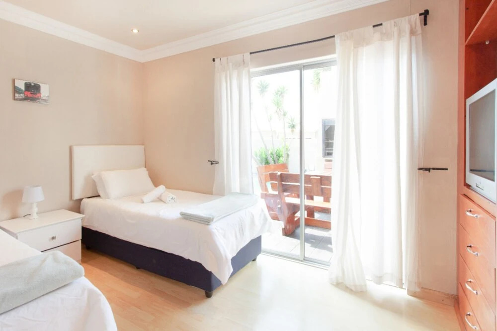 Villa West Beach