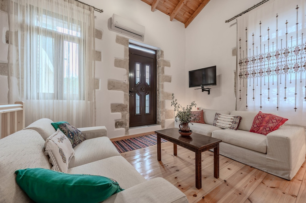 Kalimera Loft I , Village Experience