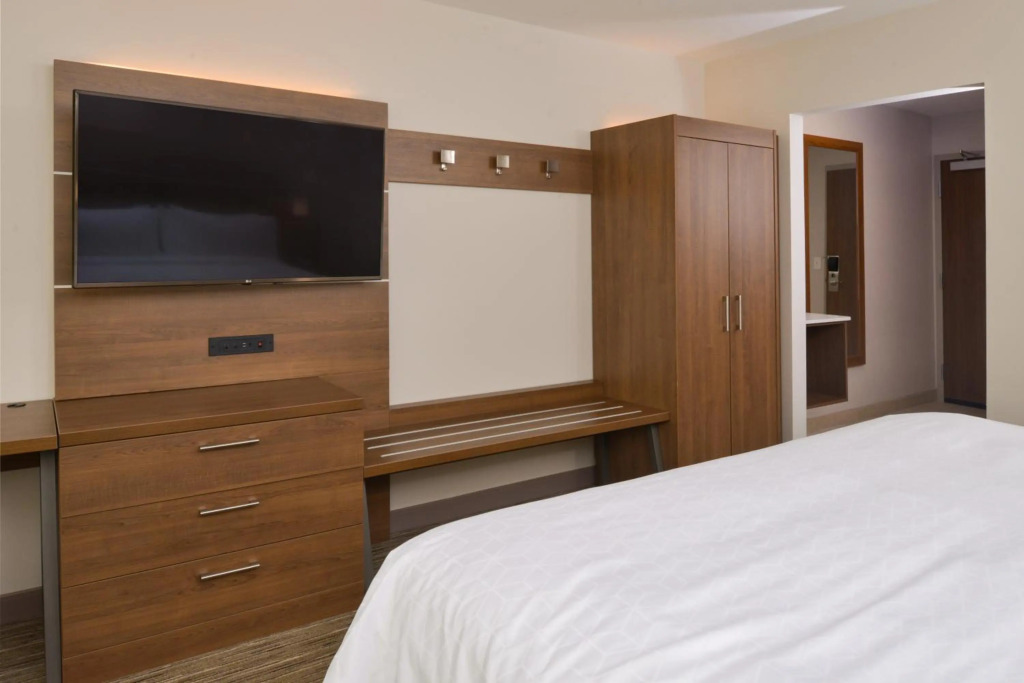 Holiday Inn Express & Suites - Ottumwa by IHG