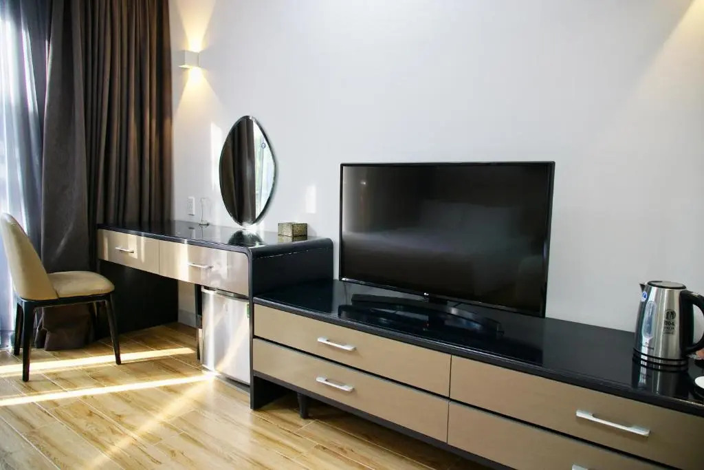 5BR West coast Phu Quoc Duplex Villa by the beach