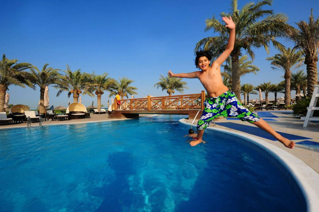 AlBander Hotel & Resort