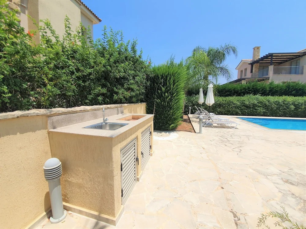 Hector Beach Villa - Sandy Beach Villas