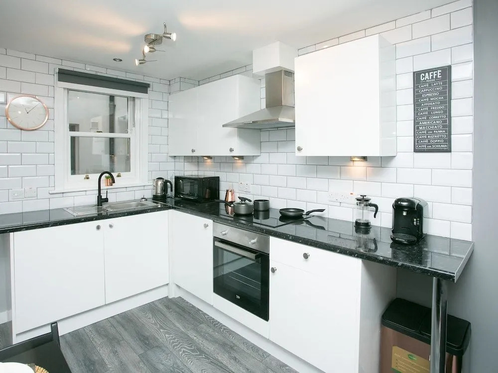 Malone Place Apartment
