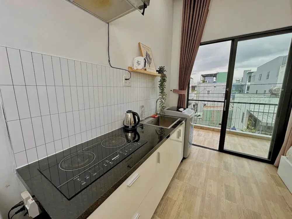 Corgi House Beachstay Danang