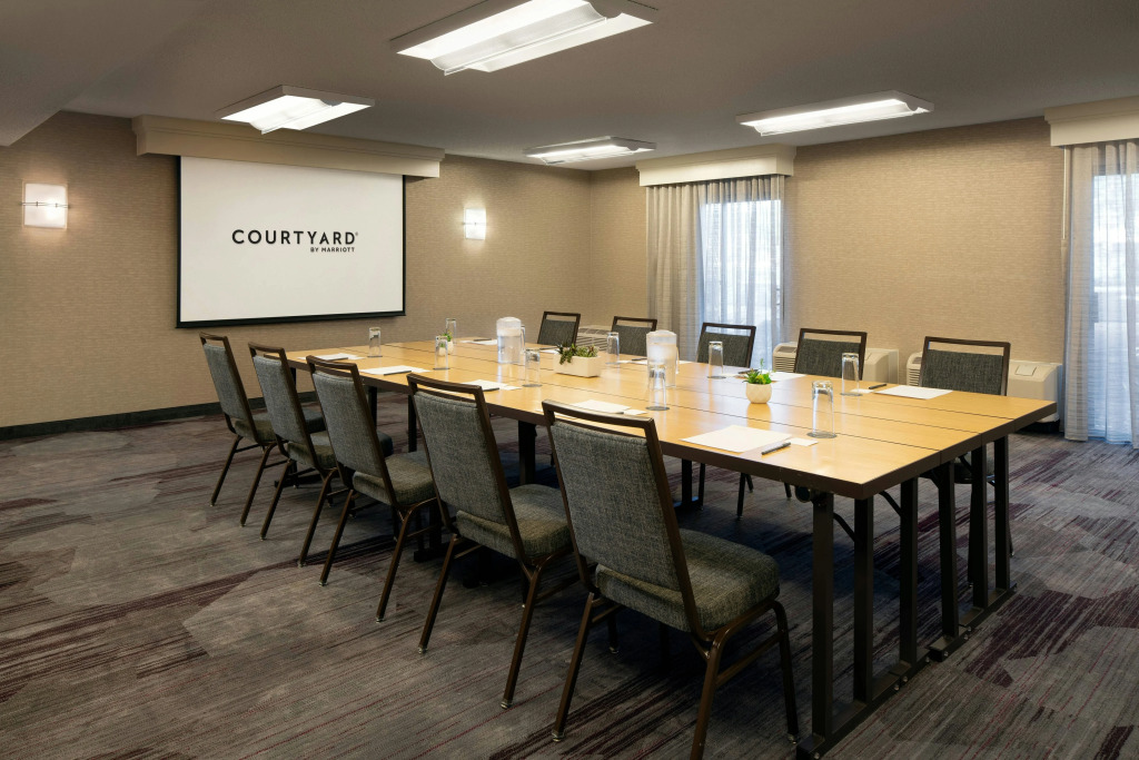 Courtyard by Marriott San Francisco Airport
