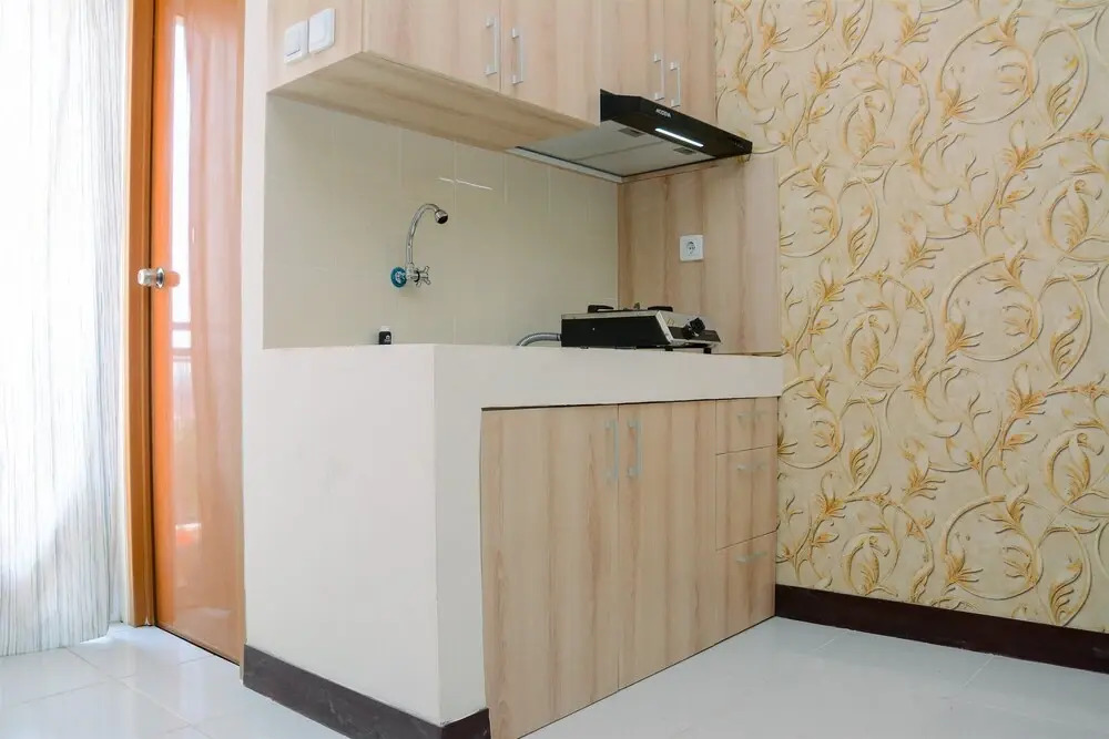 Minimalist and Convenient Studio Cinere Resort Apartment