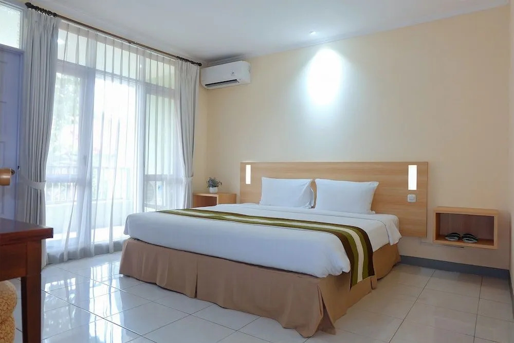 Whiz Residence Darmo Harapan Surabaya