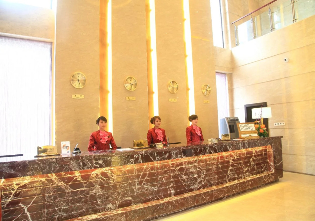 Baihai Holiday Inn