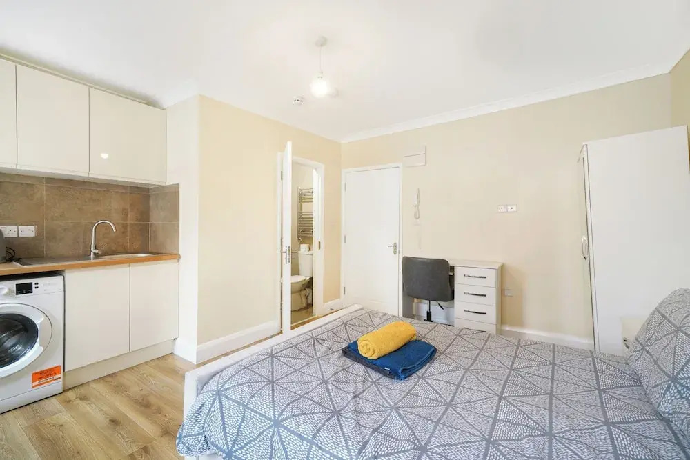 Central London Chic Apartment - York Street Gem