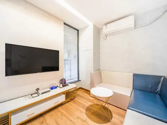 Hemey Hotel (Guigang Wanda Plaza)