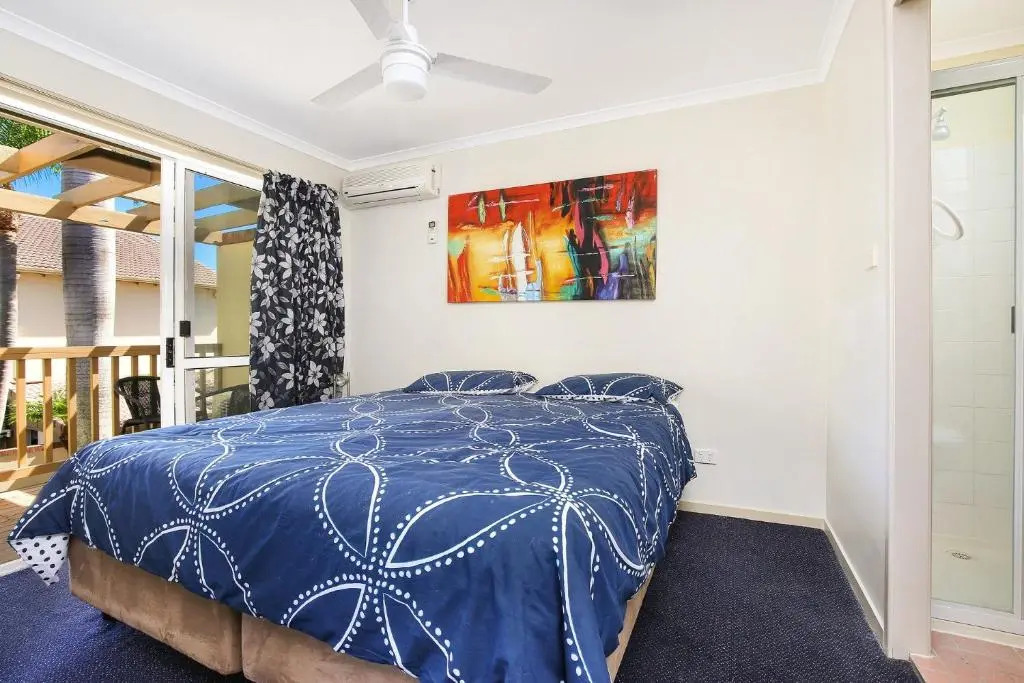 Resort Style - The Oasis Resort Villa 7, 2 Landsborough Pde