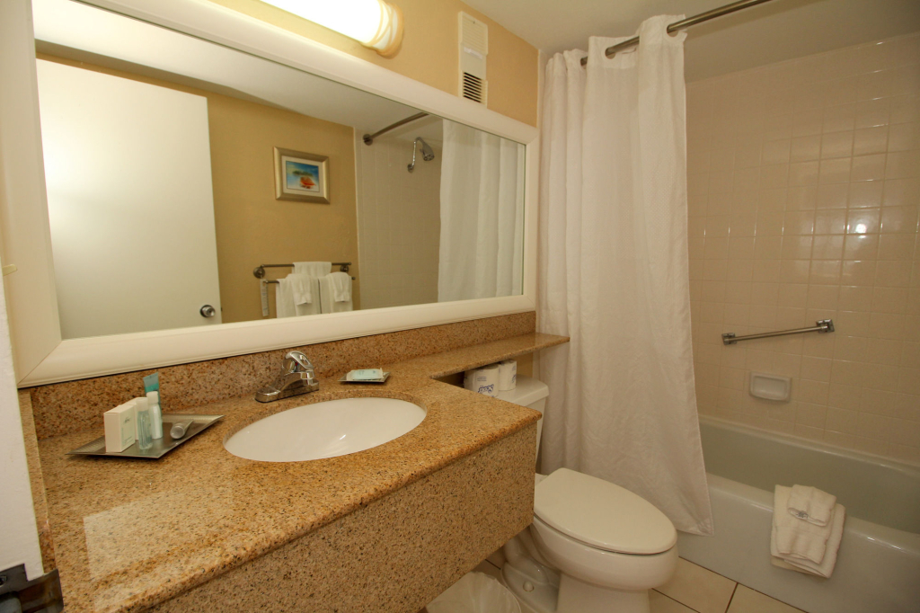 DreamView Beachfront Hotel & Resort