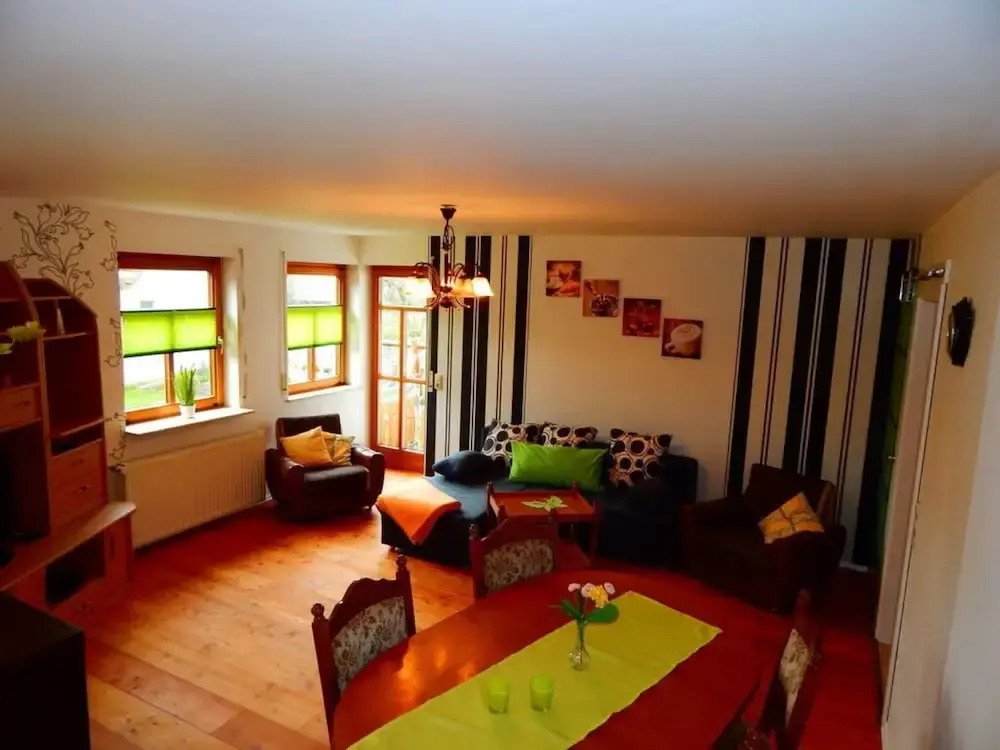 Reinhart / Large Holiday Apartment