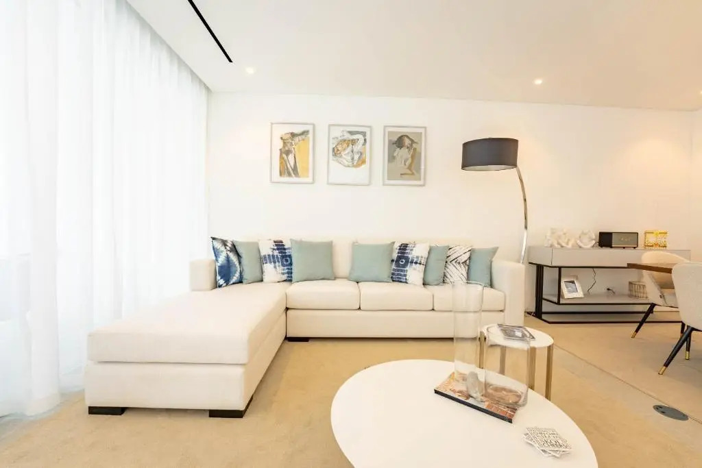 One Six Villa