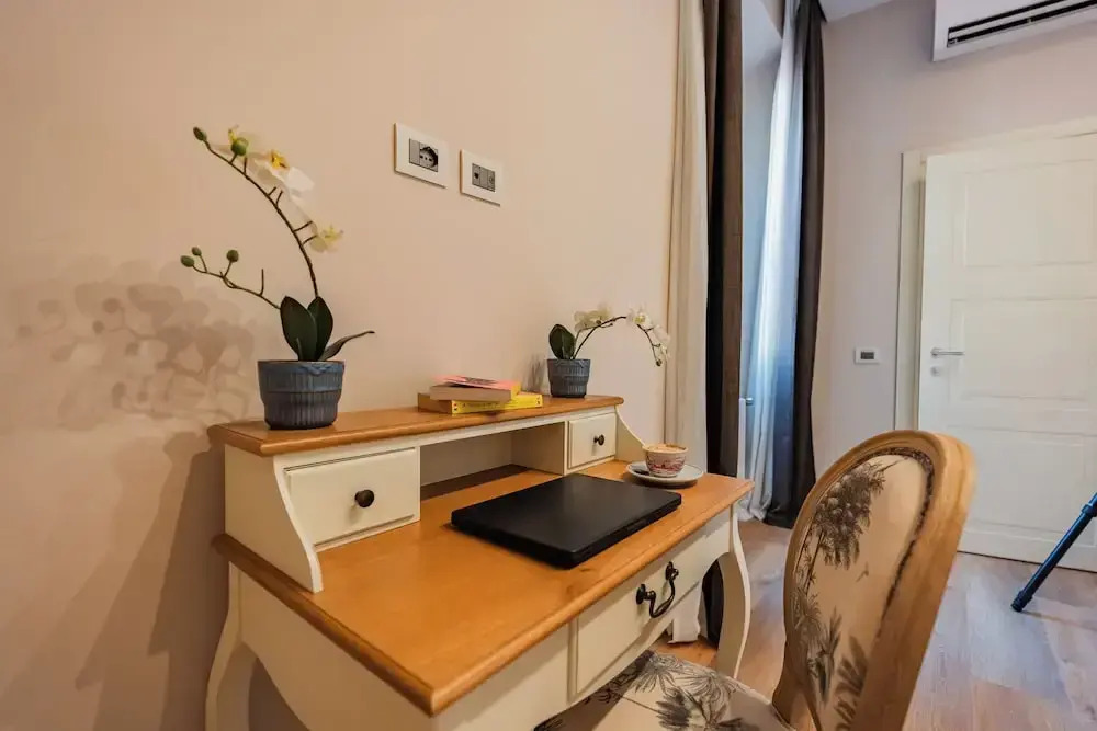 Florence Dome Rooms