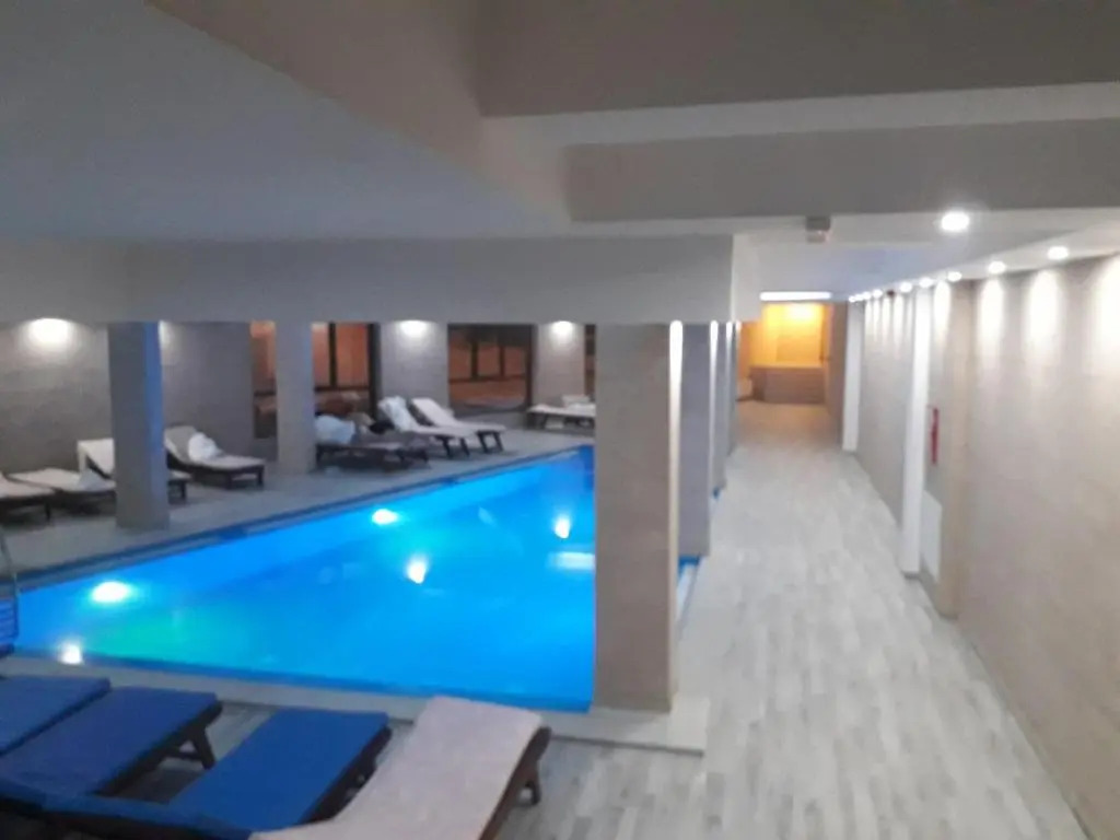 Milmari P85 spa & ski