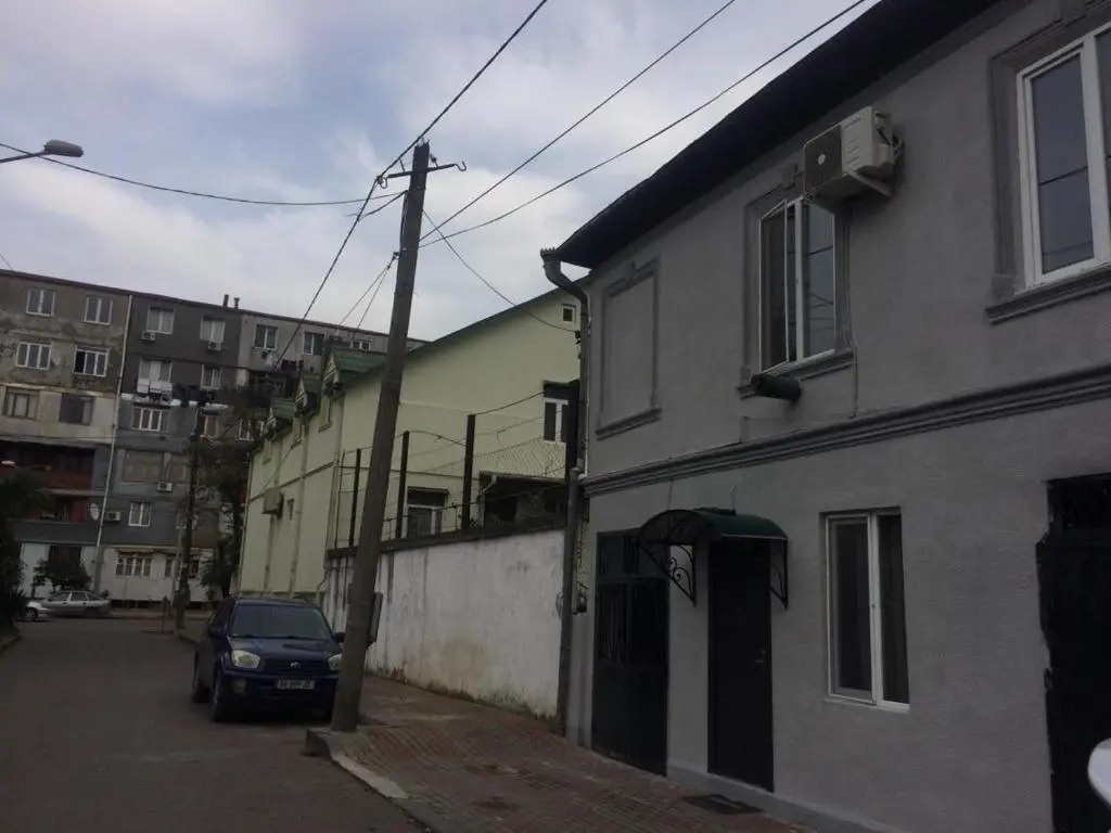 Shota Apartment