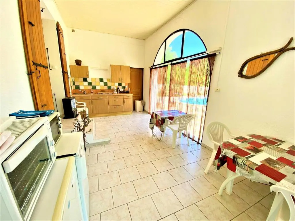 Gîte et chambre d'hôtes LE MERCOIRE, piscine chauffée et jacuzzi