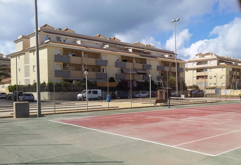 Azulamanga Spanish-style, 2-bedroom Flat Near the Beach on the Costa C