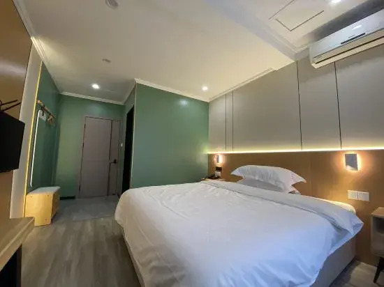 Poli Light Hotel (Beilun Port Area)