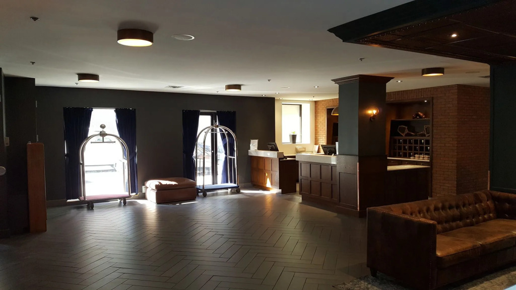 Metcalfe Hotel Ottawa by Gray Collection
