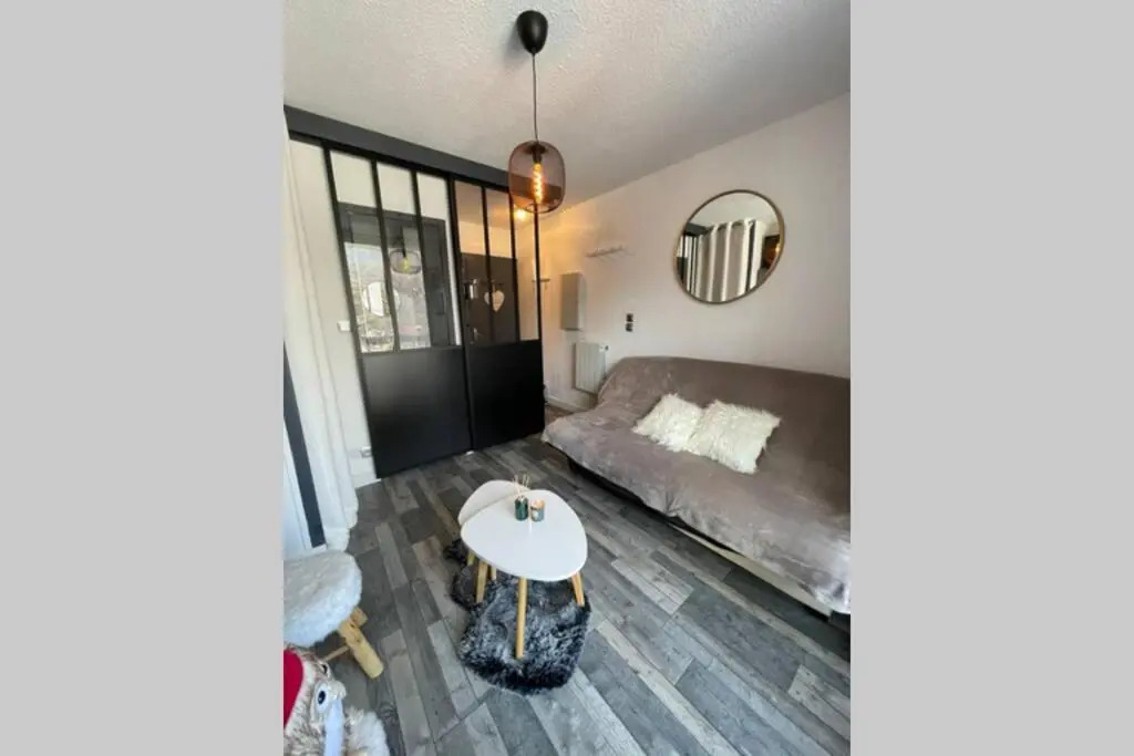 Studio Neuf St Lary 10 Min a Pied