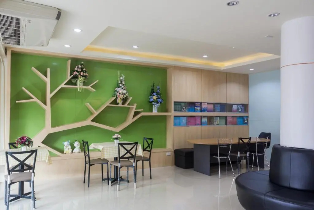 Suan Dok Gate Guesthouse