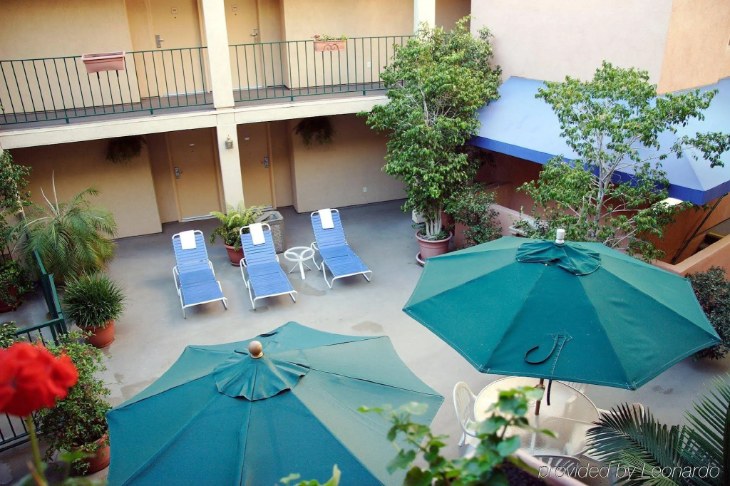 Holiday Inn Express West Los Angeles by IHG