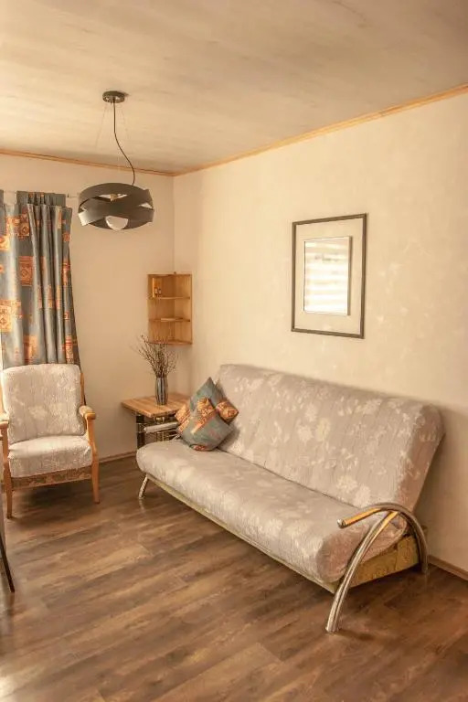 Lauku iela 25