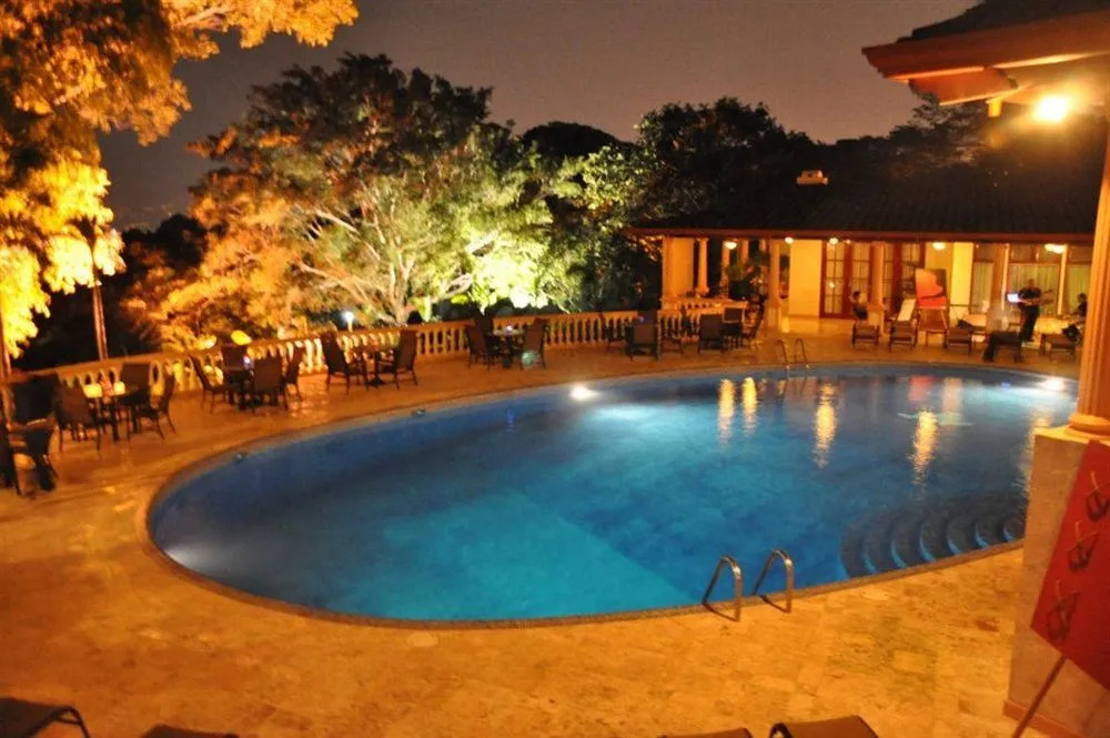 Hotel Ringle Resort