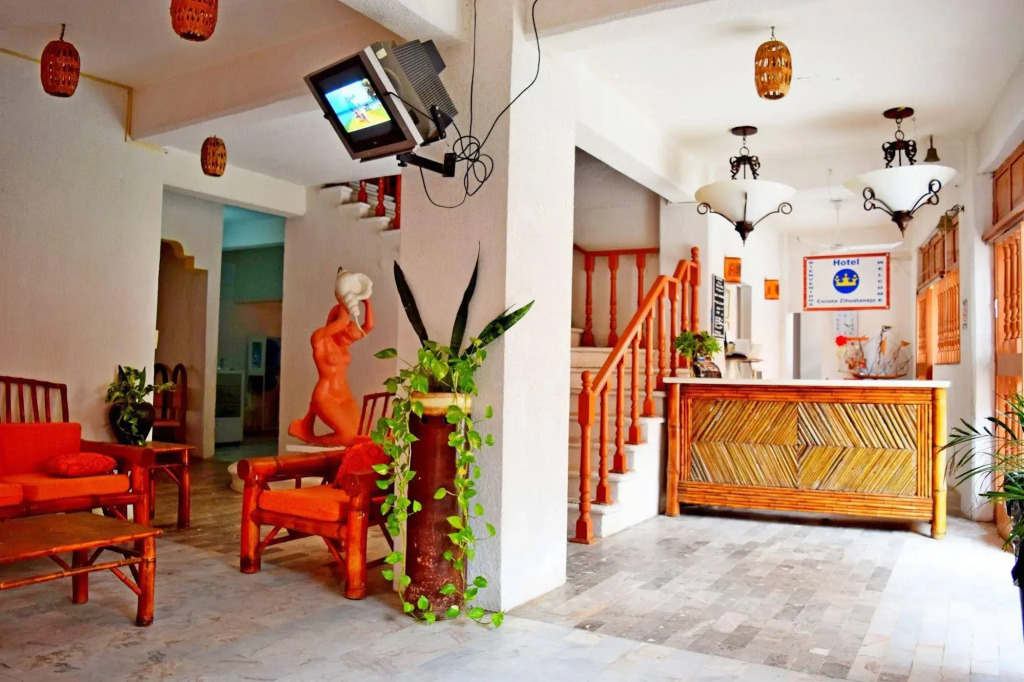 Hotel Corona Zihua