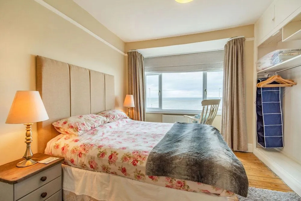 Sea View House