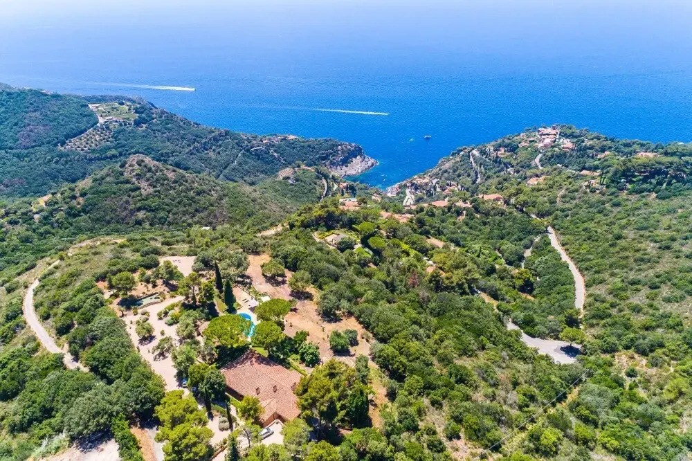 Villa Acciale With Heated Swimming Pool Sea View and Parking