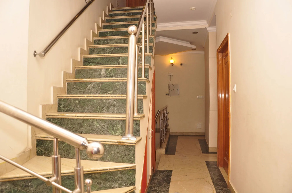 Hotel Mercury Inn by Sonachi