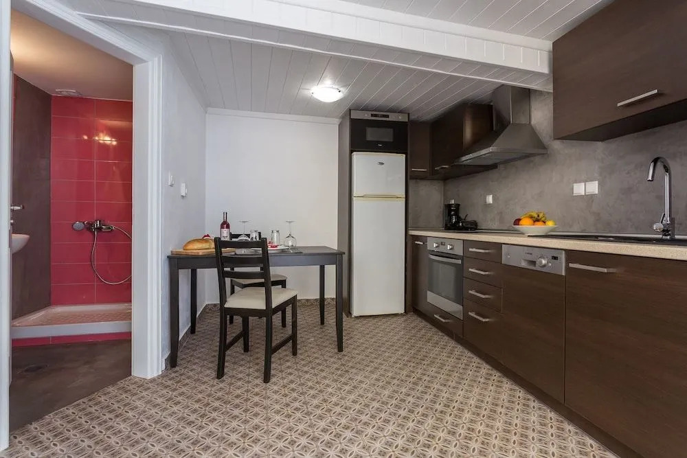 Evagelia Villas and Apartments