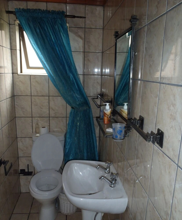 C-Mew Guest House