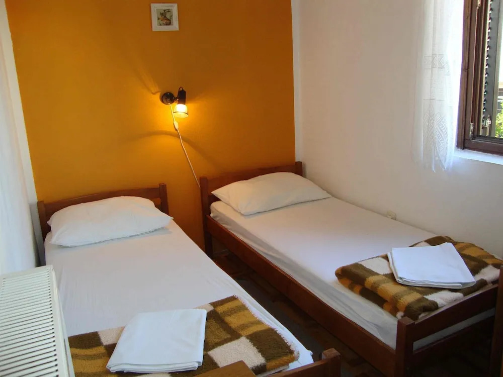 Apartments Antonela with sea view