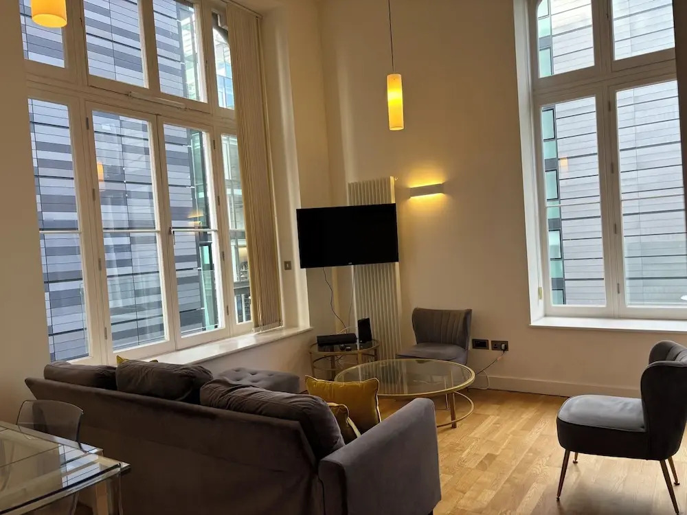 Extremely Central Quartermile Apartment Near Castle and University