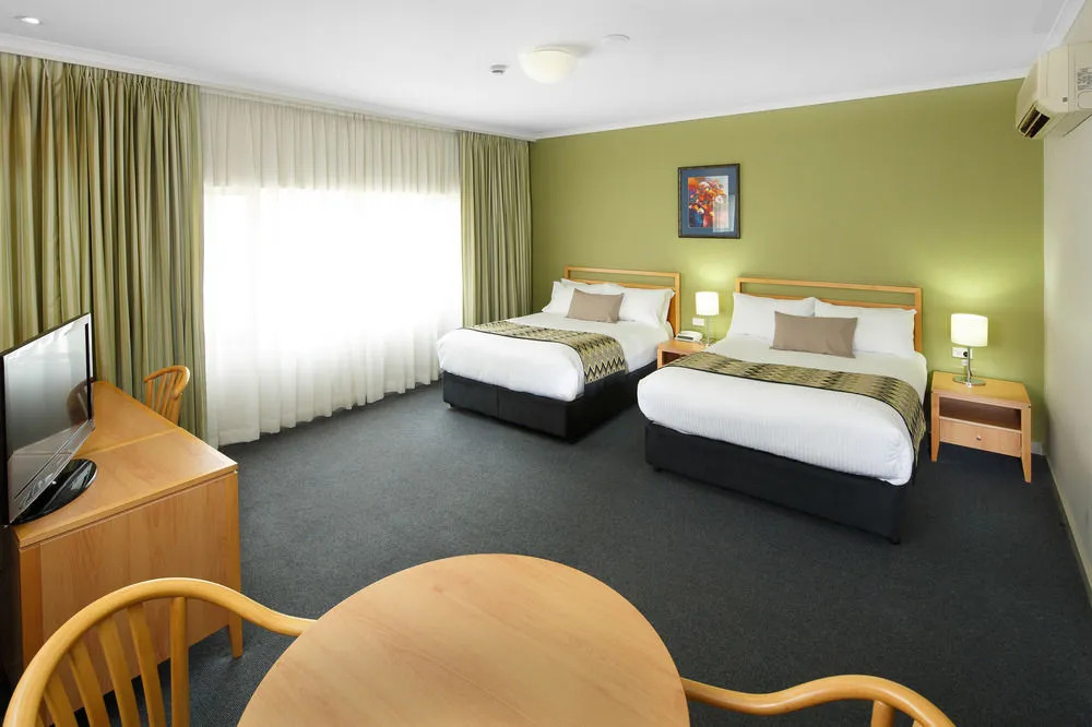 The Woden Hotel