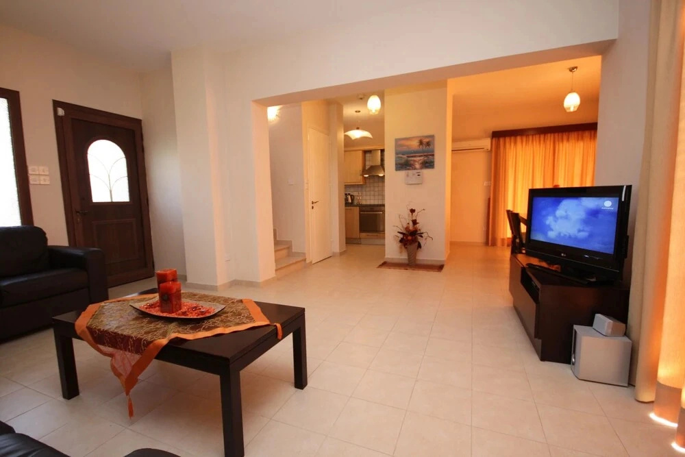 Luxury Villa Rental, Two Bedroom Villa with private pool and garden