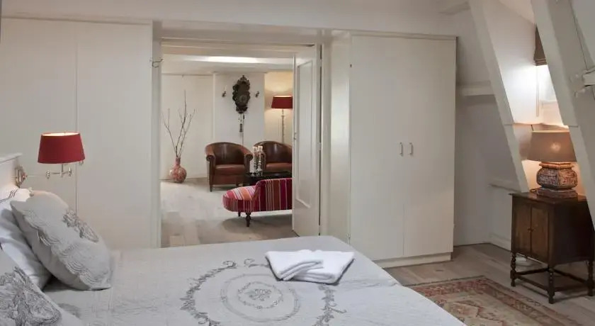 Royal Suites Short Stay
