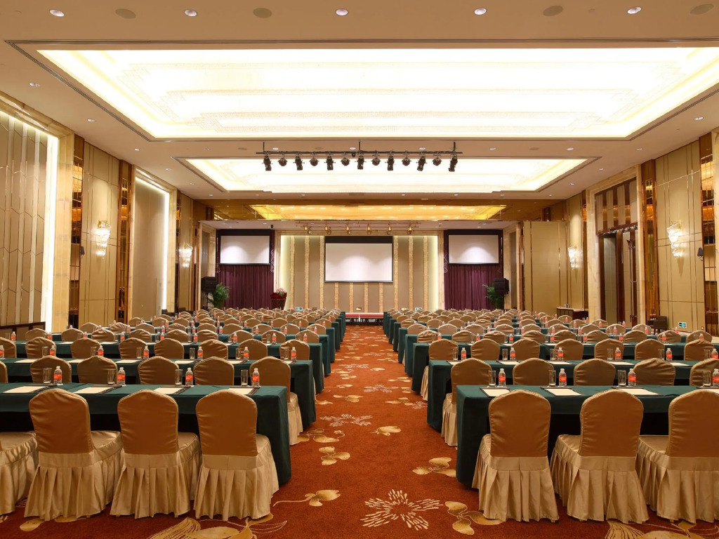 Royal Century Hotel Shanghai