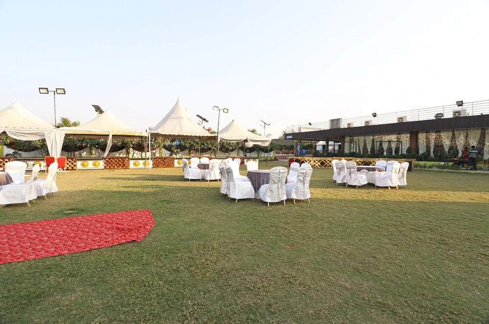 OYO 25049 Nilansh Theme Park, Villas & Farmhouse