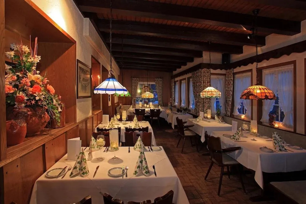 Lampes Posthotel